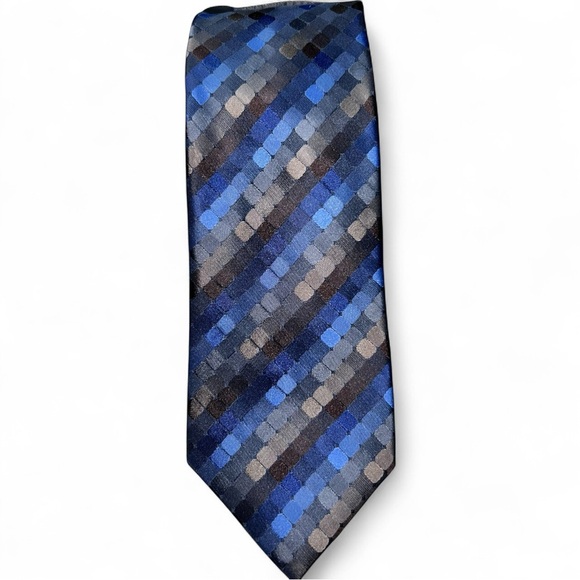 NWT Kenneth Cole Reaction Blue Geometric Silk Tie Mens beautiful! - Picture 4 of 9